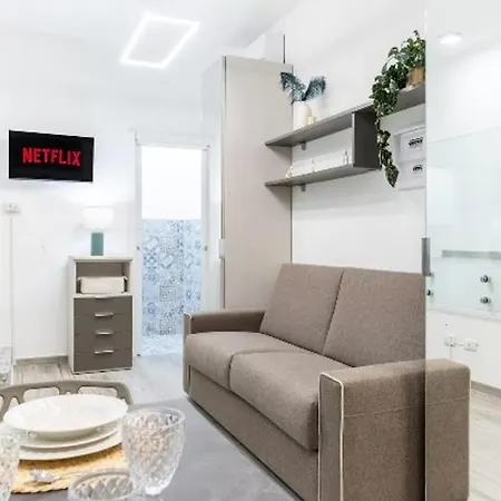 - 2 Private Units For 4 - Ac & Wifi Apartment *