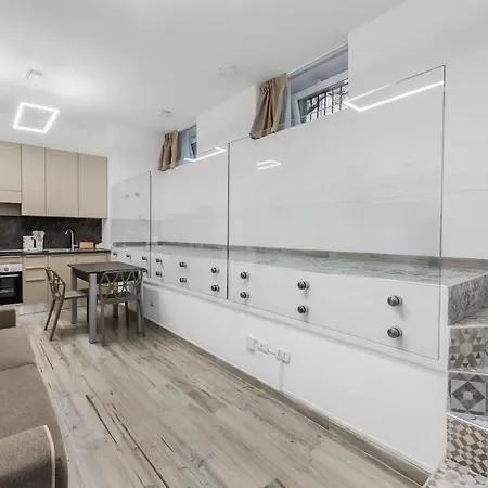 - 2 Private Units For 4 - Ac & Wifi Apartment Mailand