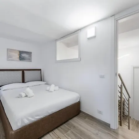 - 2 Private Units For 4 - Ac & Wifi Apartment